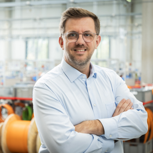 Sebastian Ehrenstein ist Leiter Vertrieb und Leiter Marketing bei Sangel Systemtechnik GmbH